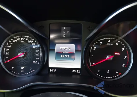 2019 Mercedes-Benz Glc 300 from USA, damaged, VIN WDC0G4JB0KV117659